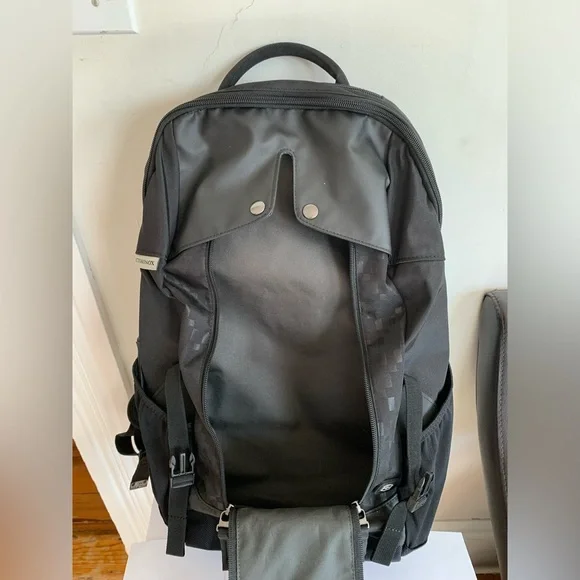 Victorinox High Quality Black Laptop Backpack.